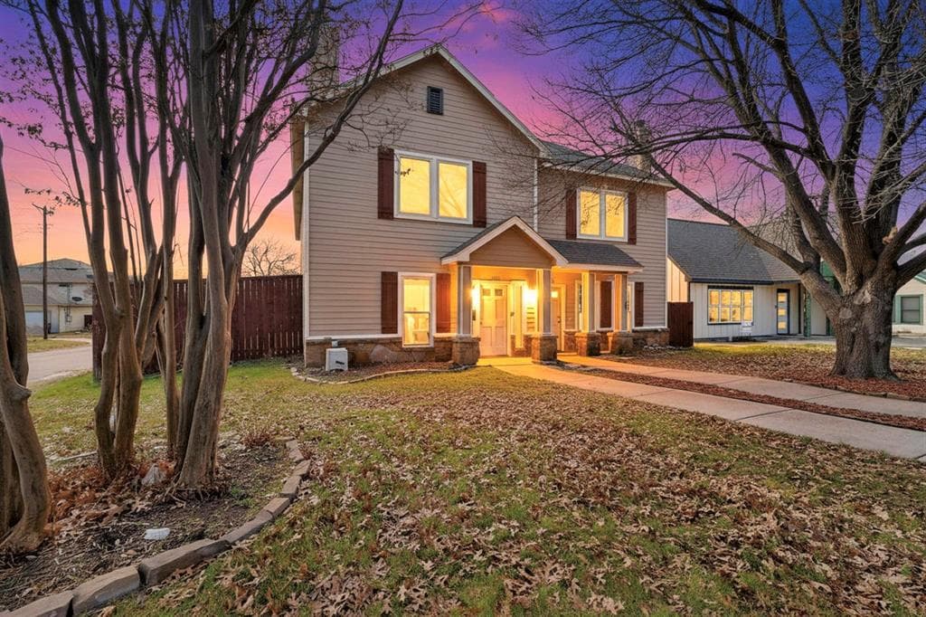 4801 Birchman Avenue, Fort Worth TX 76107 - Photo 2